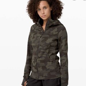 Lululemon Scuba Hoodie *Light
Cotton Fleece